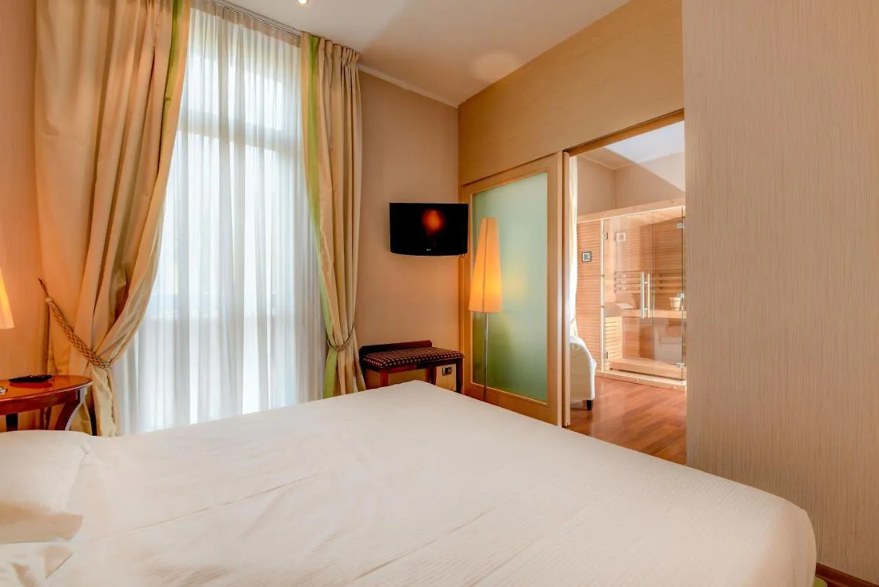 ברשה Hotel Master